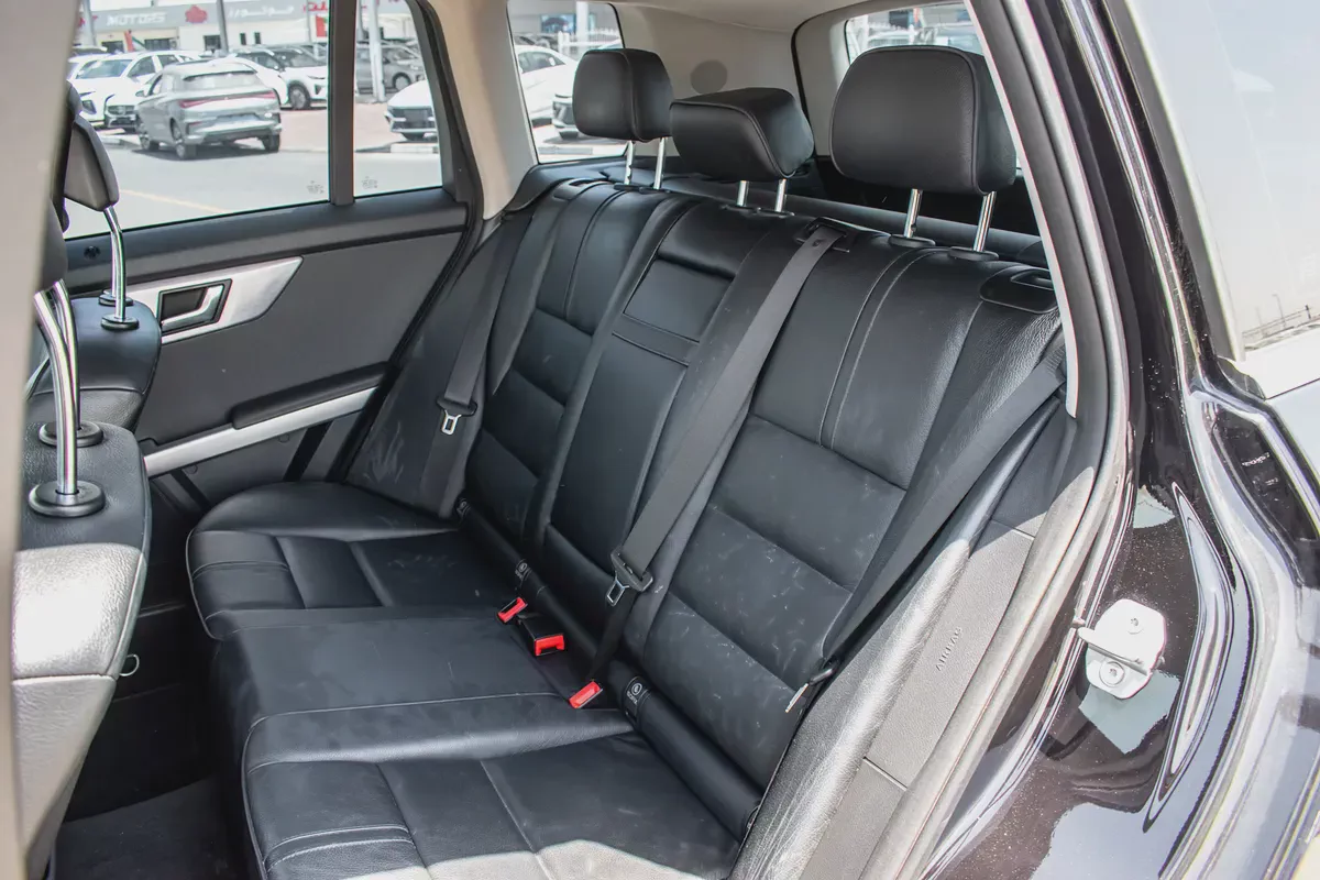 2011 - BENZ GLK300 - IMMACULATE CONDITION - ONLY 92,000 KM DONE-14-14