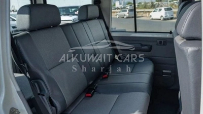 Toyota Land Cruiser 70 5 DOOR 4.2D 2023-9