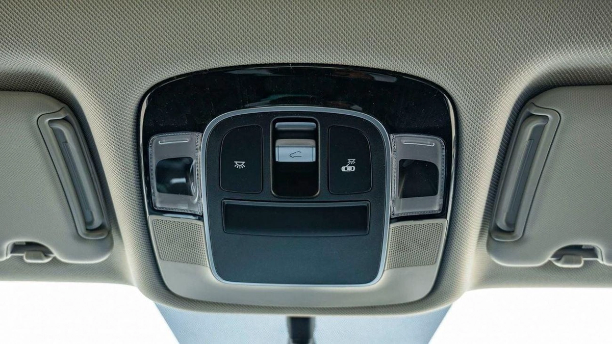 Hyundai Tucson HYUNDAI TUCSON 2022 0KM 1.6L MID OPTION WITH PANORAMIC-8-8
