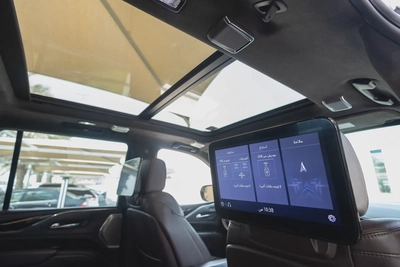 Cadillac Escalade-23
