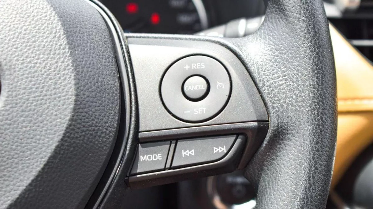 Toyota RAV4 VXR HEV RAV4 2.5L HYBRED-8-0