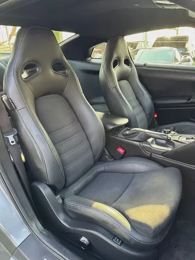 2017 Nissan GT-R Premium | Canadian Specs | Immaculate Condition-9