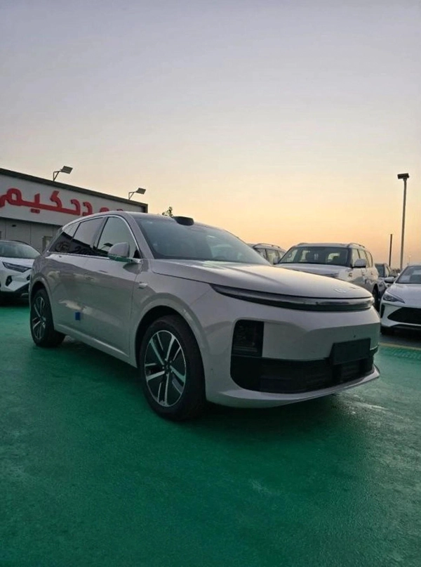 Li Auto L7 Li AUTO L6 4WD 2024