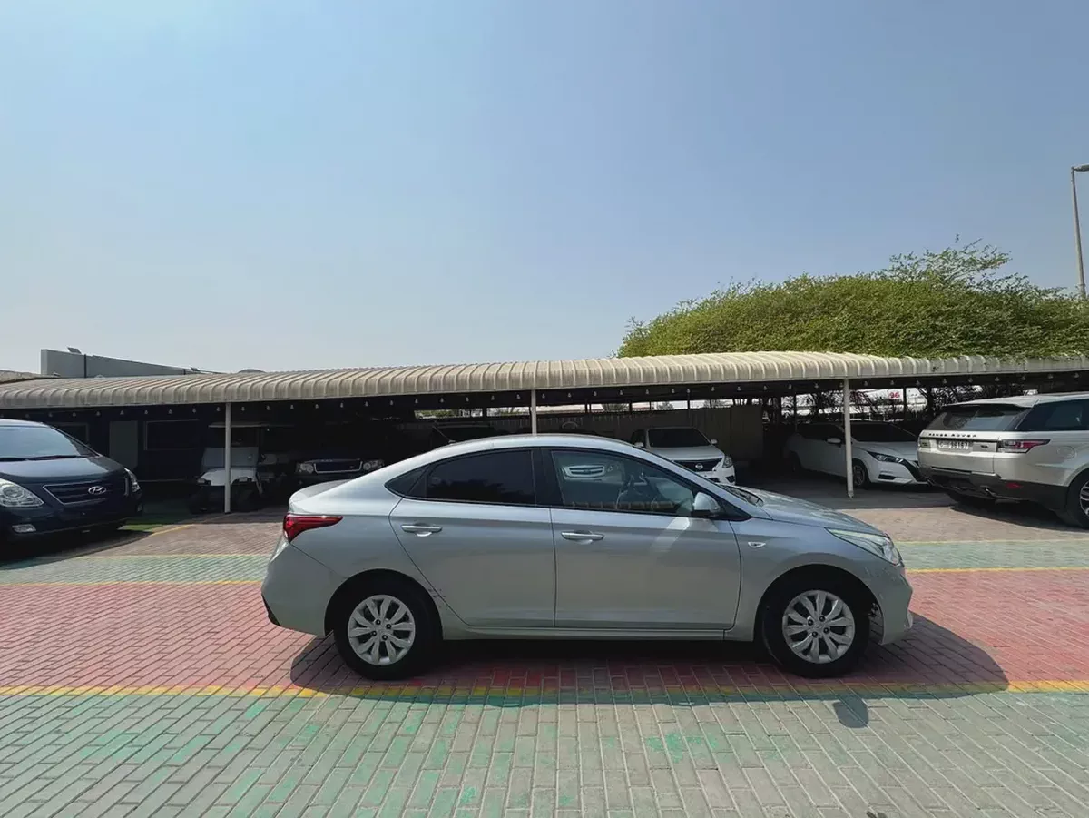 Hyundai Accent GLS 2020 GCC Specs in Excellent Condition-5-5