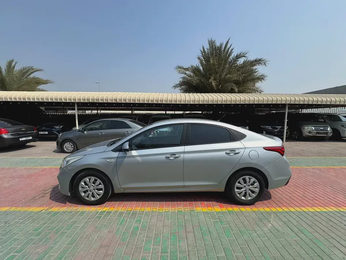 Hyundai Accent GLS 2020 GCC Specs in Excellent Condition-6-6
