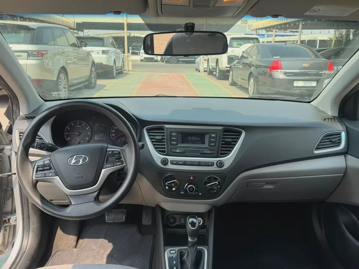 Hyundai Accent GLS 2020 GCC Specs in Excellent Condition-8-8
