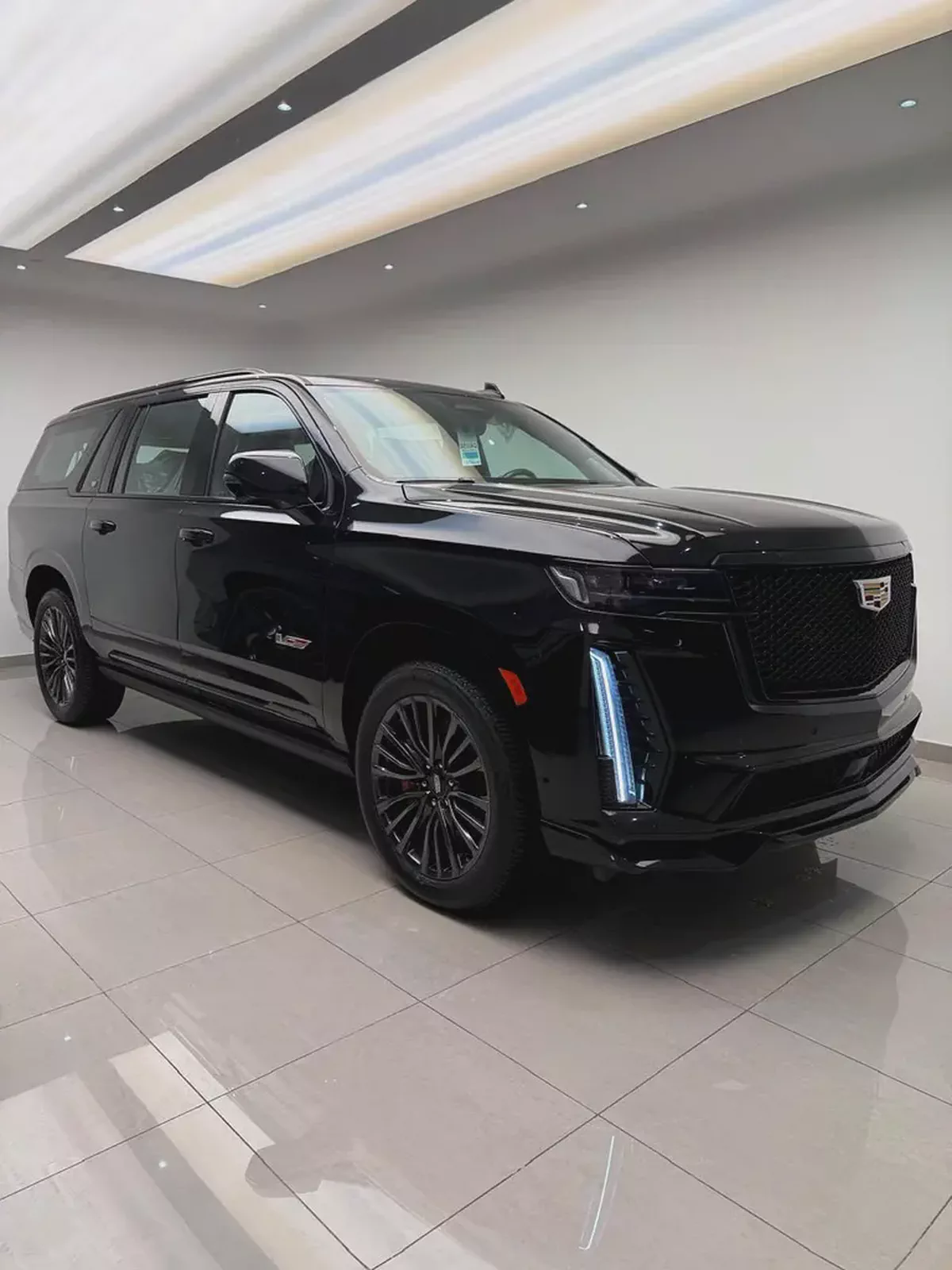 2024 Cadillac Escalade V - GCC Specs - Brand New-3-3