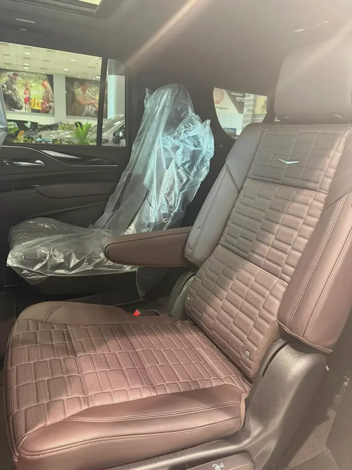 2024 Cadillac Escalade V - GCC Specs - Brand New-7-7