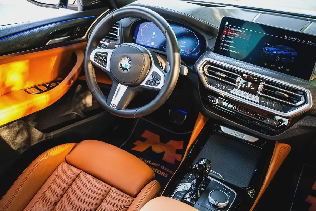 BMW X4 xDrive30i M Sport Premium – 2025 | GCC | Only 3,497 KM | 2 Years Warranty | AED 199,000-13-13