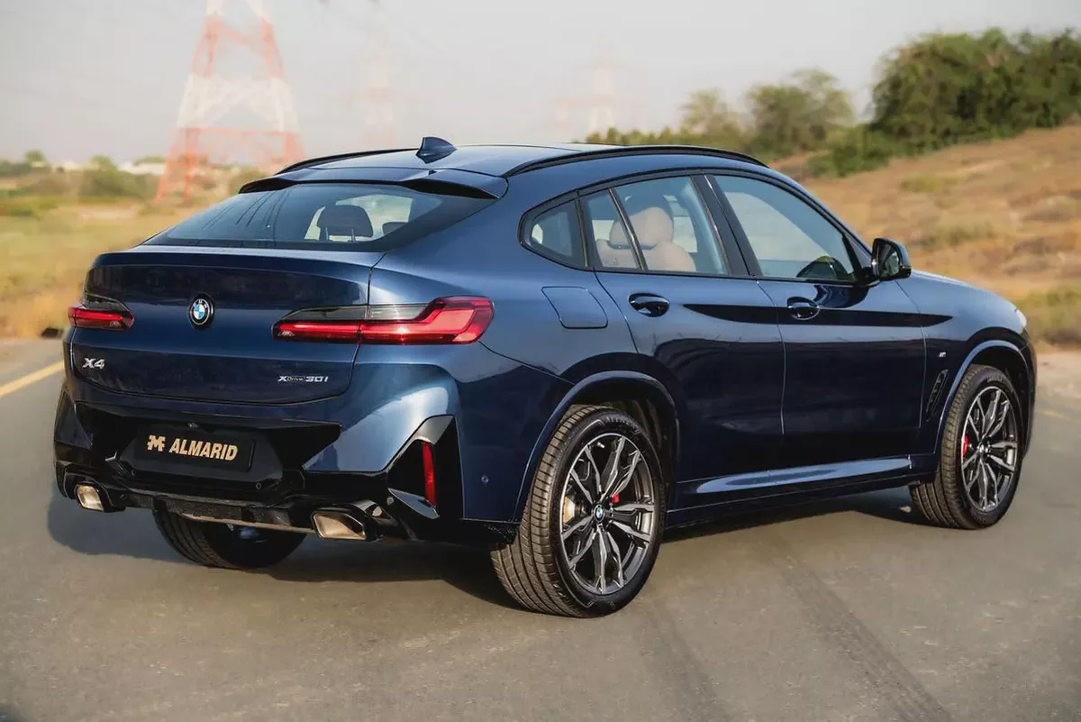 BMW X4 xDrive30i M Sport Premium – 2025 | GCC | Only 3,497 KM | 2 Years Warranty | AED 199,000-16-16