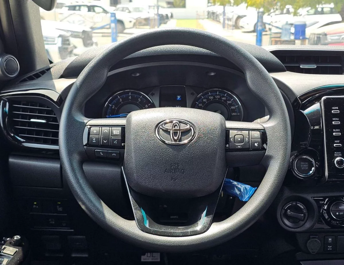 Toyota Hilux ADVENTURE SR5 ADVENTURE || 4.0L PETROL V6 A/T | BULLBAR | 360*CAMERA | WIRELESS CHARGER | BLIND SPOT (CODE # H-22-0