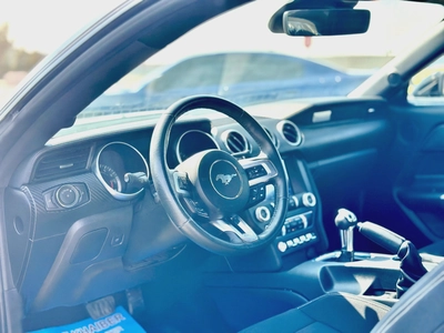 2022 Ford Mustang Ecoboost-6