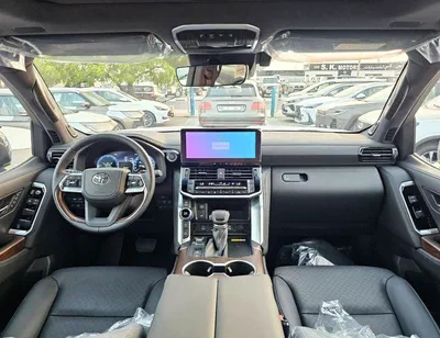 Toyota Land Cruiser VX TOYOTA LANDCRUISER LC300 VX TWIN TURBO || RADAR | JBL,BIG DVD, REAR ENTERTAINMENT | DIESEL AT 3.3L V-17
