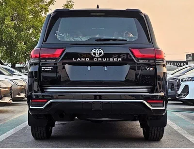 Toyota Land Cruiser VX TOYOTA LANDCRUISER LC300 VX TWIN TURBO || RADAR | JBL,BIG DVD, REAR ENTERTAINMENT | DIESEL AT 3.3L V-5