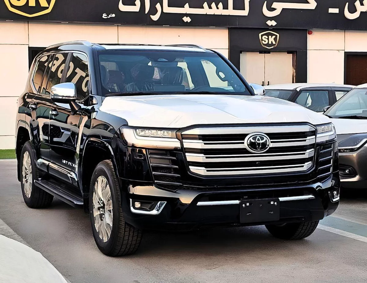 Toyota Land Cruiser VX TOYOTA LANDCRUISER LC300 VX TWIN TURBO || RADAR | JBL,BIG DVD, REAR ENTERTAINMENT | DIESEL AT 3.3L V-1-0