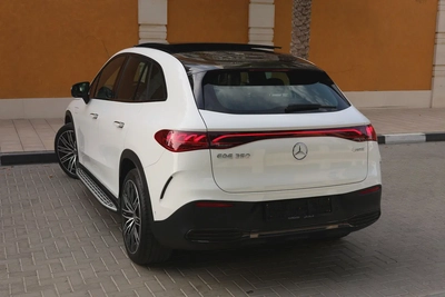 Mercedes-Benz EQE 350 4MATIC 2024 -500km- GCC Specs - Pristine Condition-3