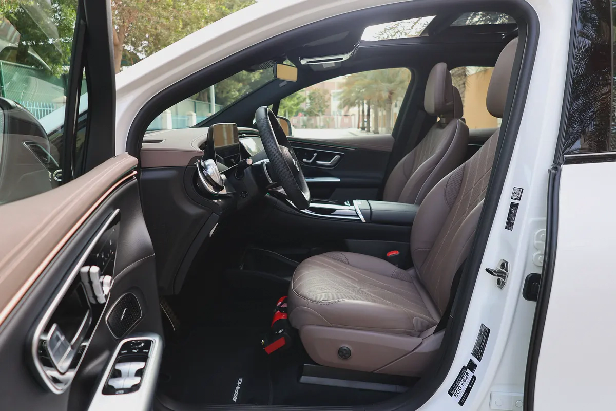 Mercedes-Benz EQE 350 4MATIC 2024 -500km- GCC Specs - Pristine Condition-10-10