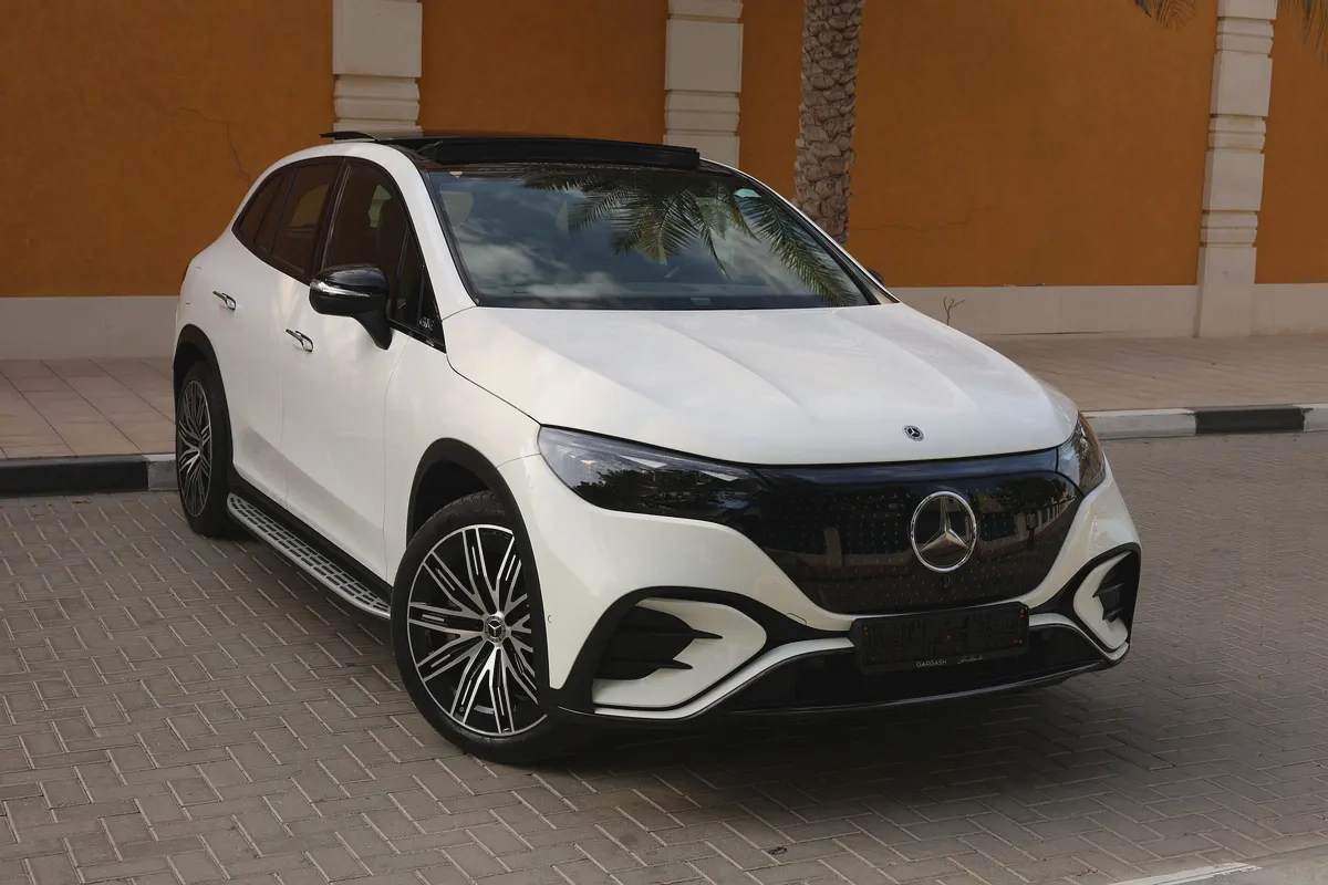 Mercedes-Benz EQE 350 4MATIC 2024 -500km- GCC Specs - Pristine Condition-0-0