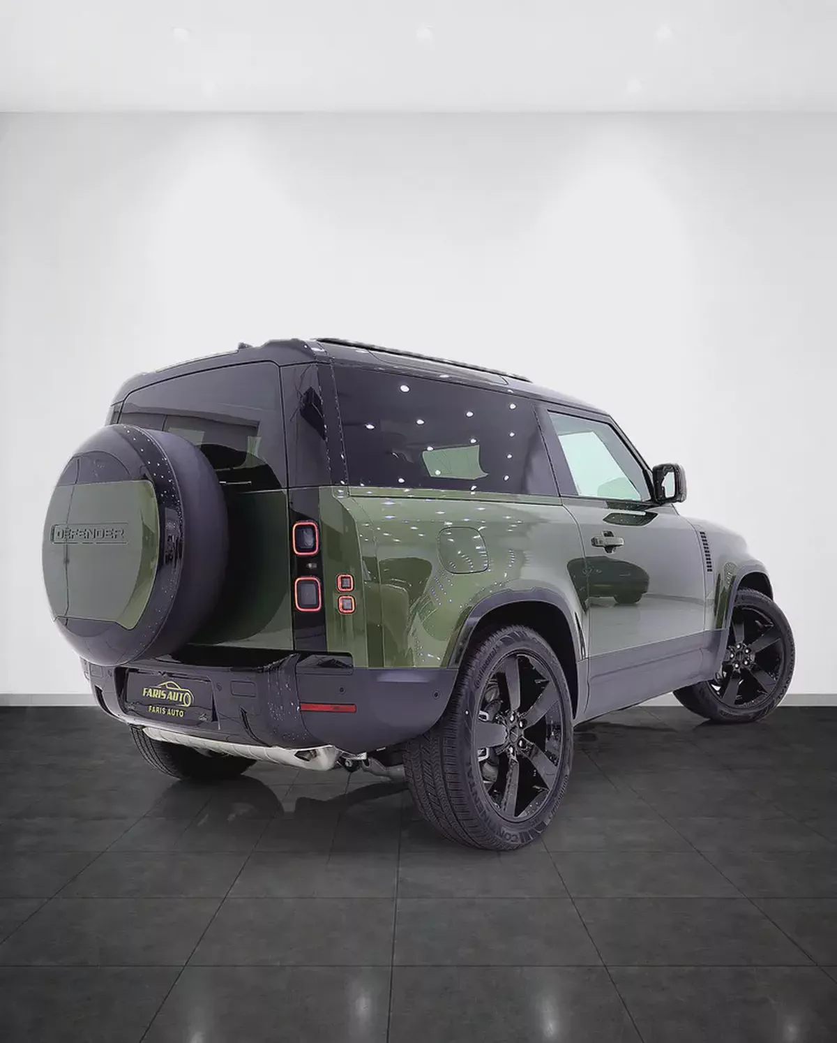 BRAND NEW DEFENDER 90 - P300 - SPECIAL WOOLSTONE GREEN-3-3