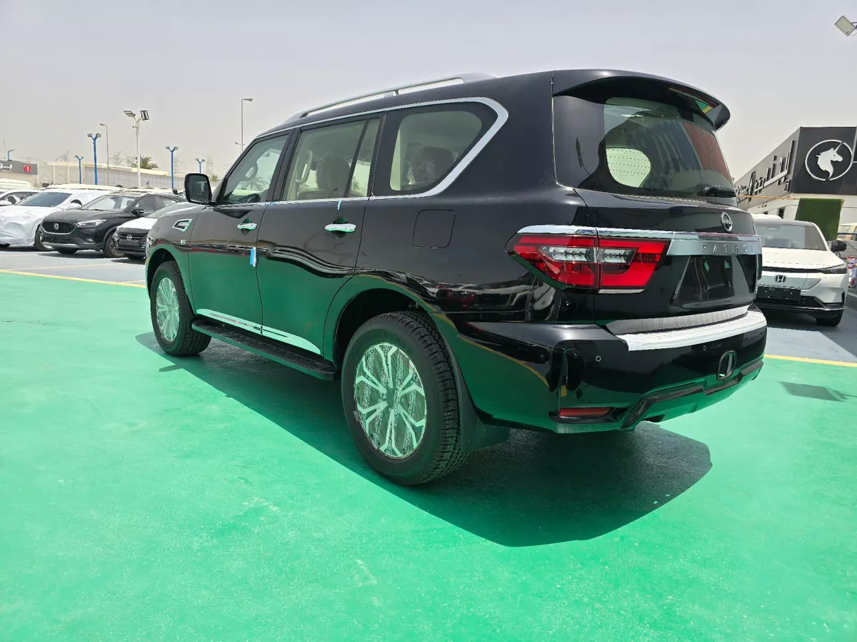 New 2024 Nissan Patrol-4-4