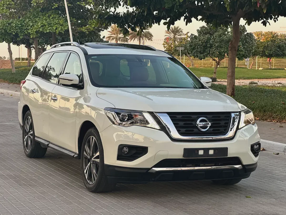 Nissan Pathfinder SV 2019 - GCC Specs - Perfect Family SUV-1-1