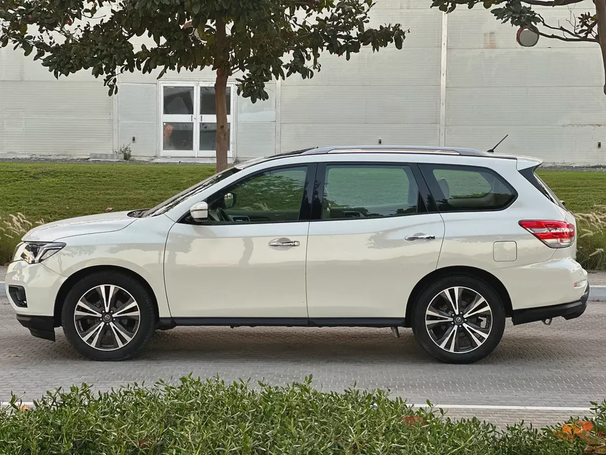 Nissan Pathfinder SV 2019 - GCC Specs - Perfect Family SUV-6-6