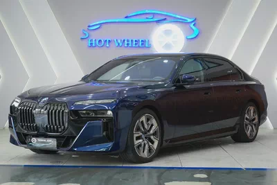 2024 - BMW i7 - Perfect inside and out for 366,000.00 AED-0