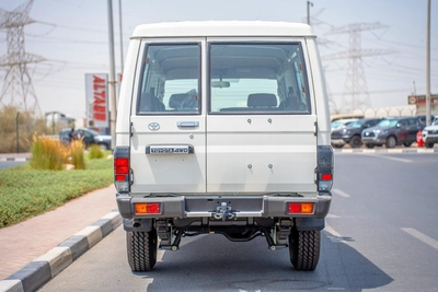 TOYOTA LAND CRUISER 70 LC78-14
