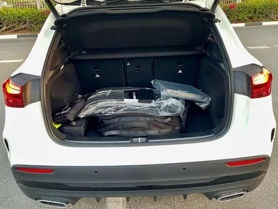 Mercedes Benz GLA 200 AMG PREMIUM Premium 1.4L AMG 5 years warranty 2025 GCC-4