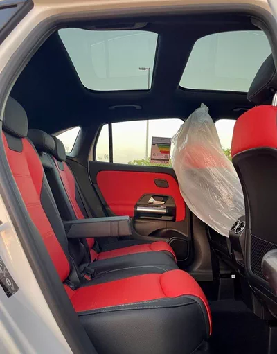 Mercedes Benz GLA 200 AMG PREMIUM Premium 1.4L AMG 5 years warranty 2025 GCC-11