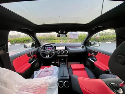 Mercedes Benz GLA 200 AMG PREMIUM Premium 1.4L AMG 5 years warranty 2025 GCC-8
