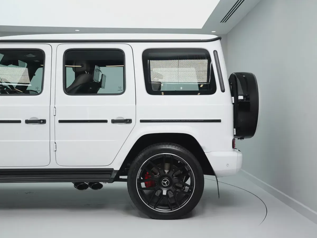 Mercedes-Benz G63 AMG 2024 | DOUBLE NIGHT PACKAGE | 2 yeas warranty-4-4