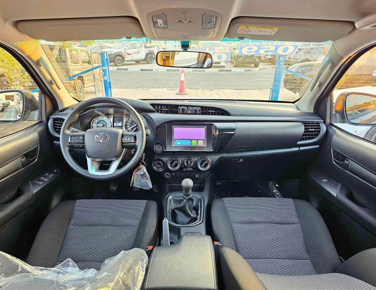 Toyota Hilux GLX WIDE BODY | M/T |  2.4L V4 DIESEL | 3 AIRBAG | COOL BOX | LARGE DVD |  UNDER PROTECTOR STRIPE TAPE B-4-0