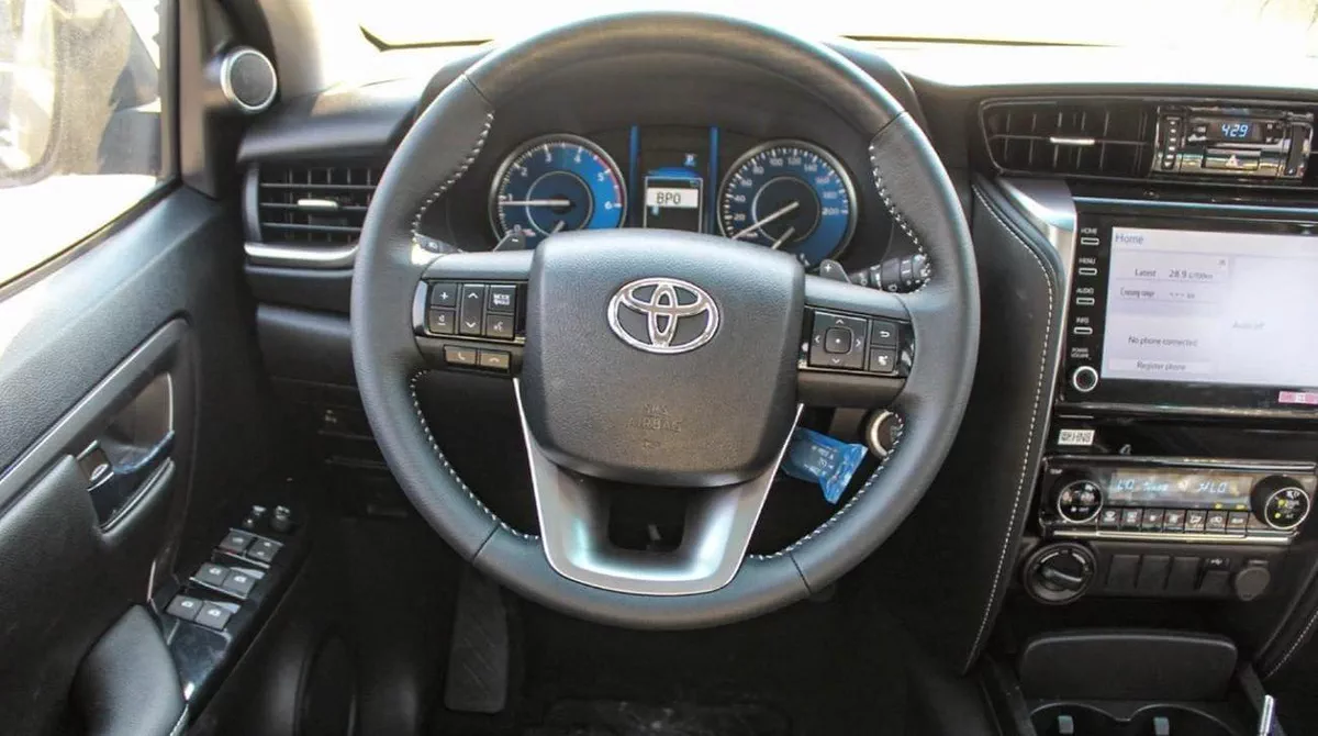 Toyota Fortuner VX2 PLUS FORTUNER VX 2.8L DIESEL 2024-12-0