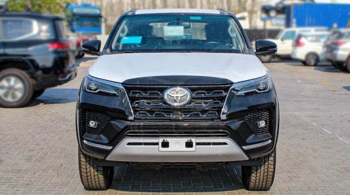 Toyota Fortuner VX2 PLUS FORTUNER VX 2.8L DIESEL 2024-1-0