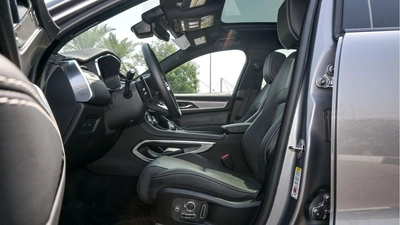 Jaguar F Pace R Dynamic-6