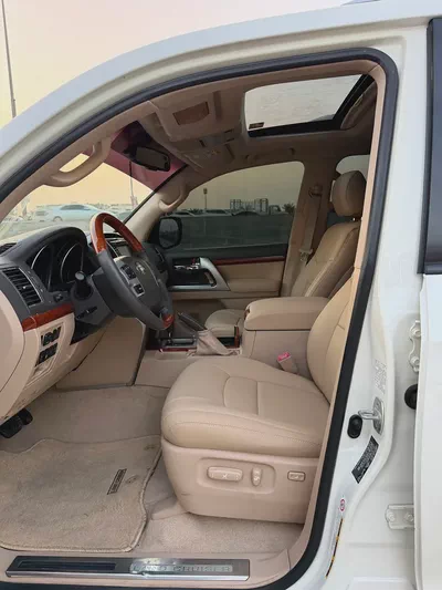 2015 Toyota Land Cruiser VXR GCC Specs-9