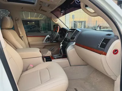 2015 Toyota Land Cruiser VXR GCC Specs-12