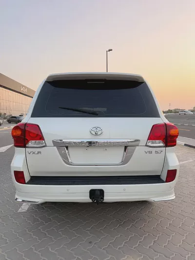 2015 Toyota Land Cruiser VXR GCC Specs-5