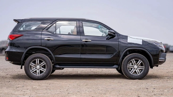 Toyota Fortuner  2.7L Petrol 4X4 MY2025