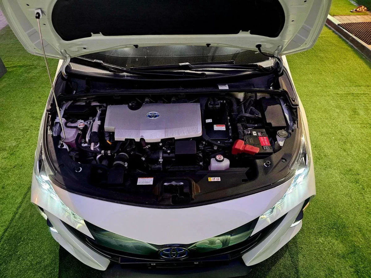 Toyota Prius TOYOTA PRIUS/1.8 HYBRID/JAPAN-11-0
