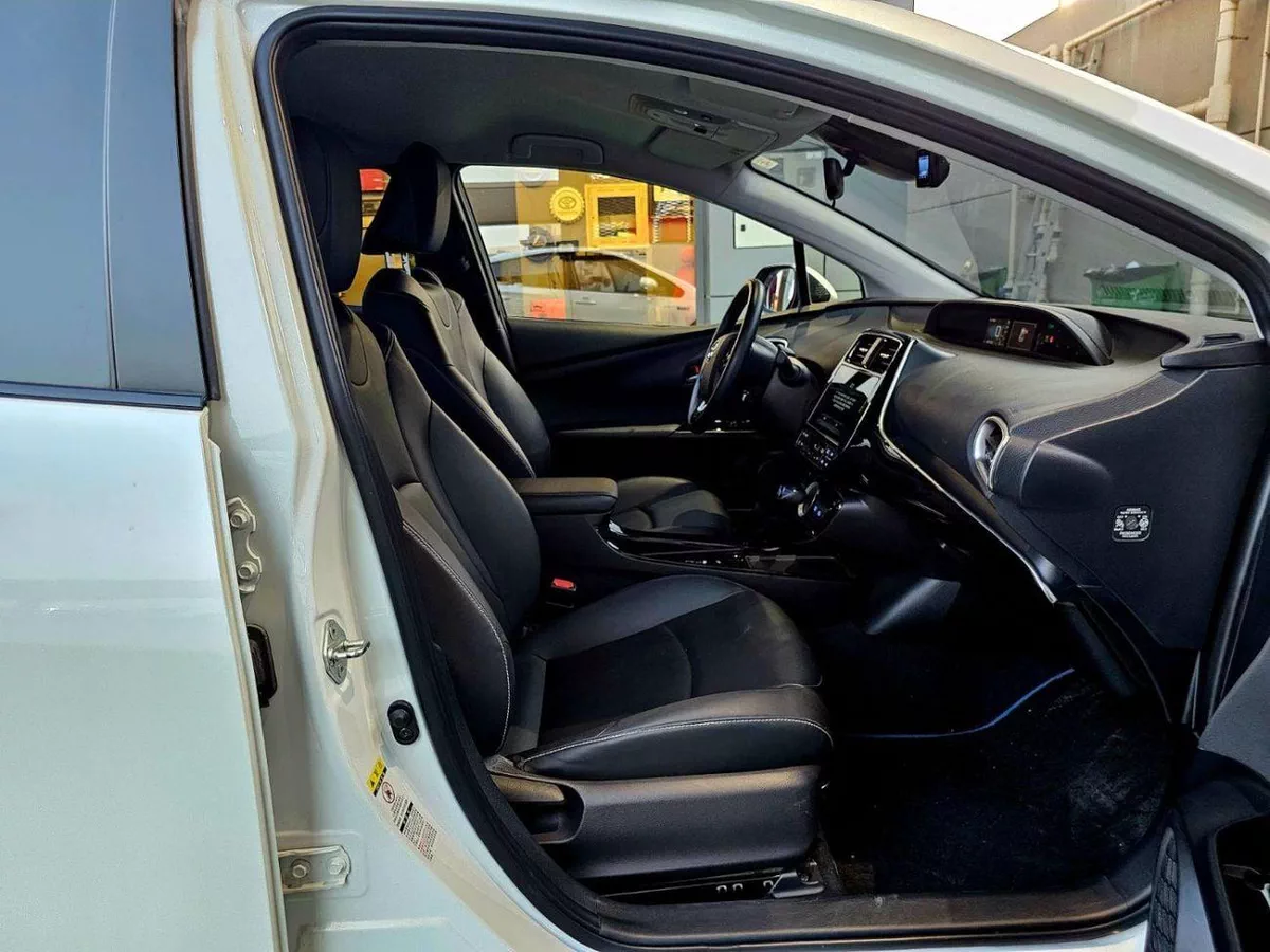 Toyota Prius TOYOTA PRIUS/1.8 HYBRID/JAPAN-13-0