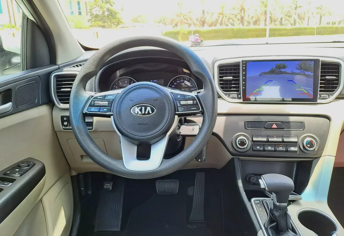 600/- Monthly l GCC I GPS, Camera l Accident Free-8-8