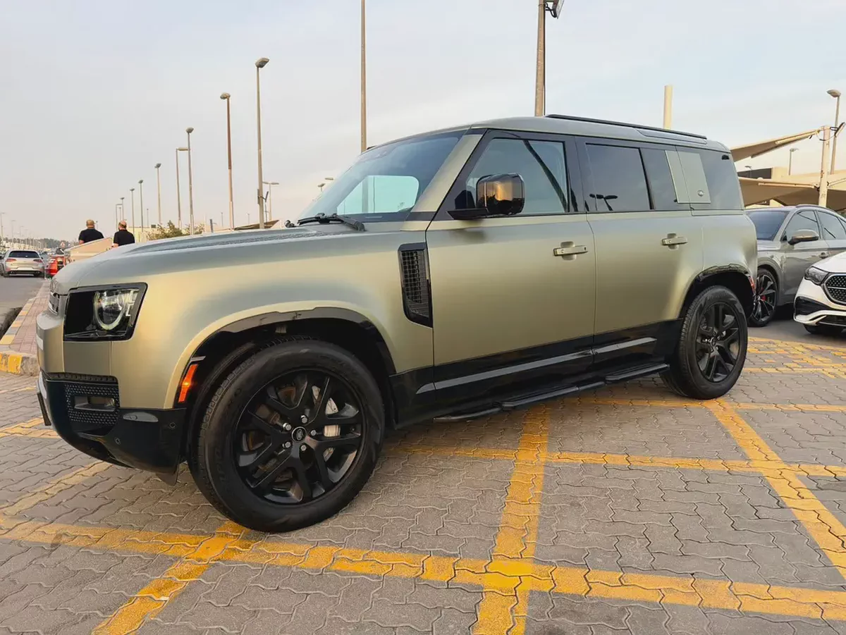 Defender SE