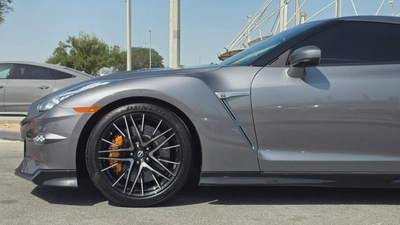 Nissan GT-R Premium (American 4k)-4