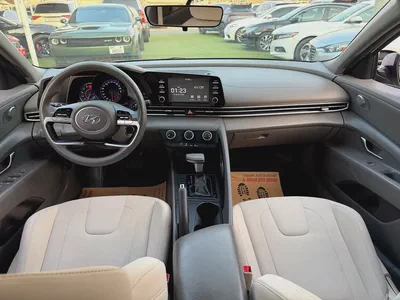 HYUNDAI ELANTRA—2022–GCC—FREE ACCIDENT—ORIGINAL PAINT—EXCELLENT CONDITION-10