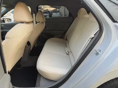 HYUNDAI ELANTRA—2022–GCC—FREE ACCIDENT—ORIGINAL PAINT—EXCELLENT CONDITION-7