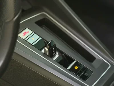 Volkswagen Golf GTI 2021-5