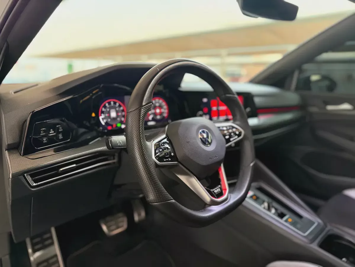 Volkswagen Golf GTI 2021-6-6
