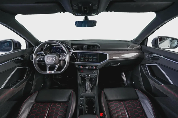 Audi RSQ3 Sportback-Premium Leather Interior-Red Interior Inserts-Carbon Fiber Trim-GCC-AUDI FSH